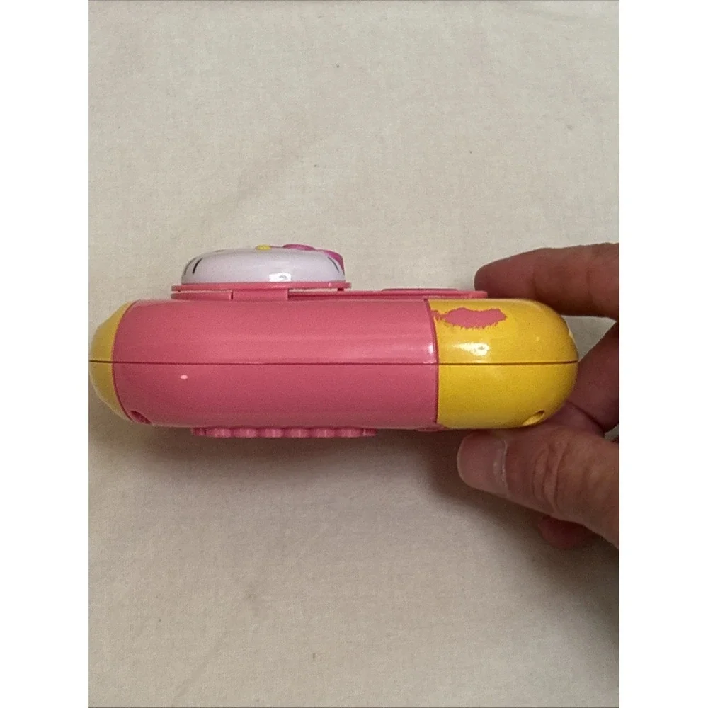 2008 Hello Kitty Sanrio Pink Toy Camera Daniel & Co Interactive Electronic Toy
